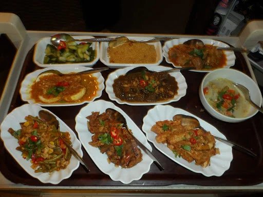 Rijsttafel Kecil for 2p